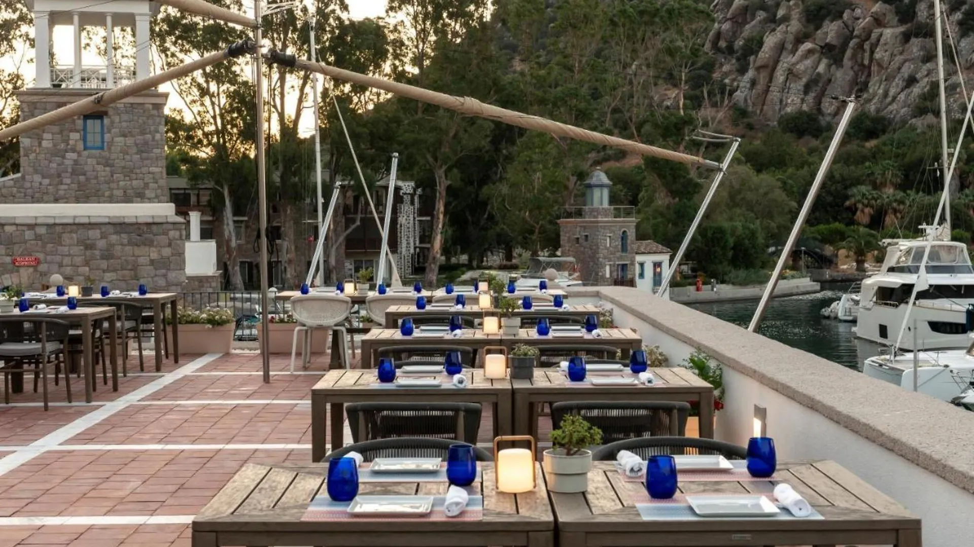Radisson Collection Hotel, Bodrum Akyarlar 5*,